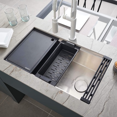 Ruvati 33-inch Workstation Slope Bottom Offset Drain Undermount 16 Gauge Kitchen Sink RVH8597